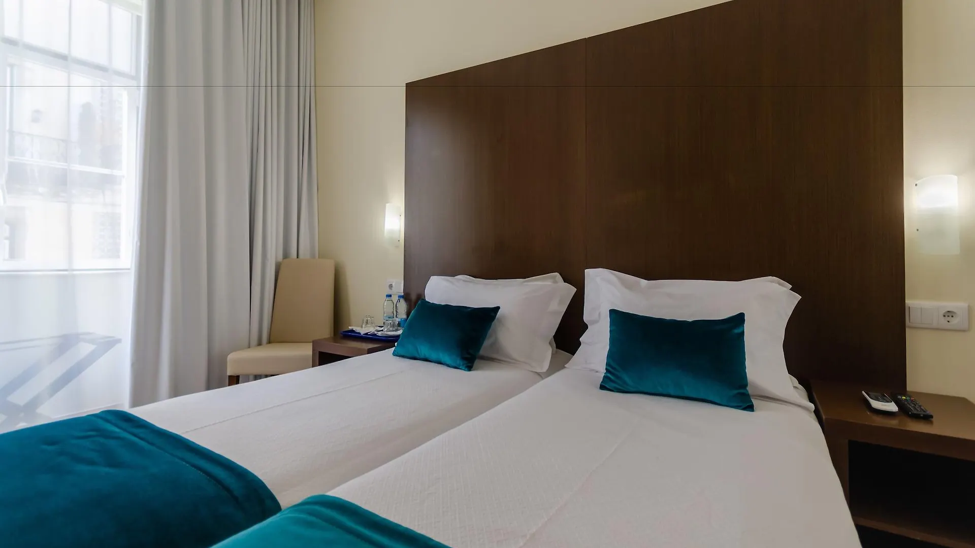 Hotel Lx Rossio Lisbon 2*,  Portugal